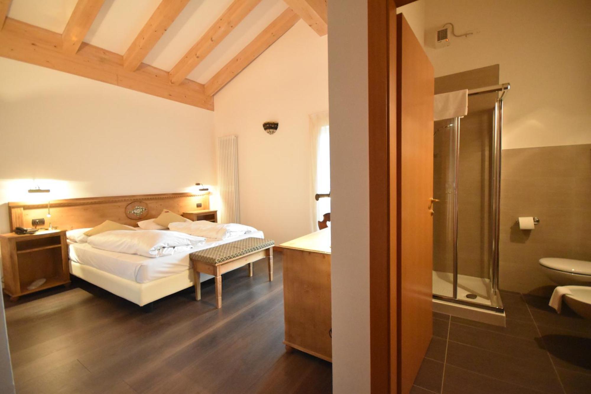 Folgaria Post Hotel Екстериор снимка