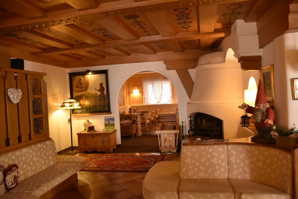 Folgaria Post Hotel Екстериор снимка